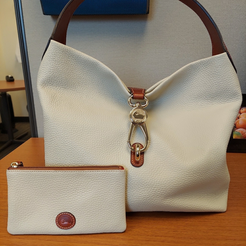 Dooney and Bourke logo lock